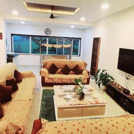 Shady Blue Villa ตริมบาก ภายนอก รูปภาพ