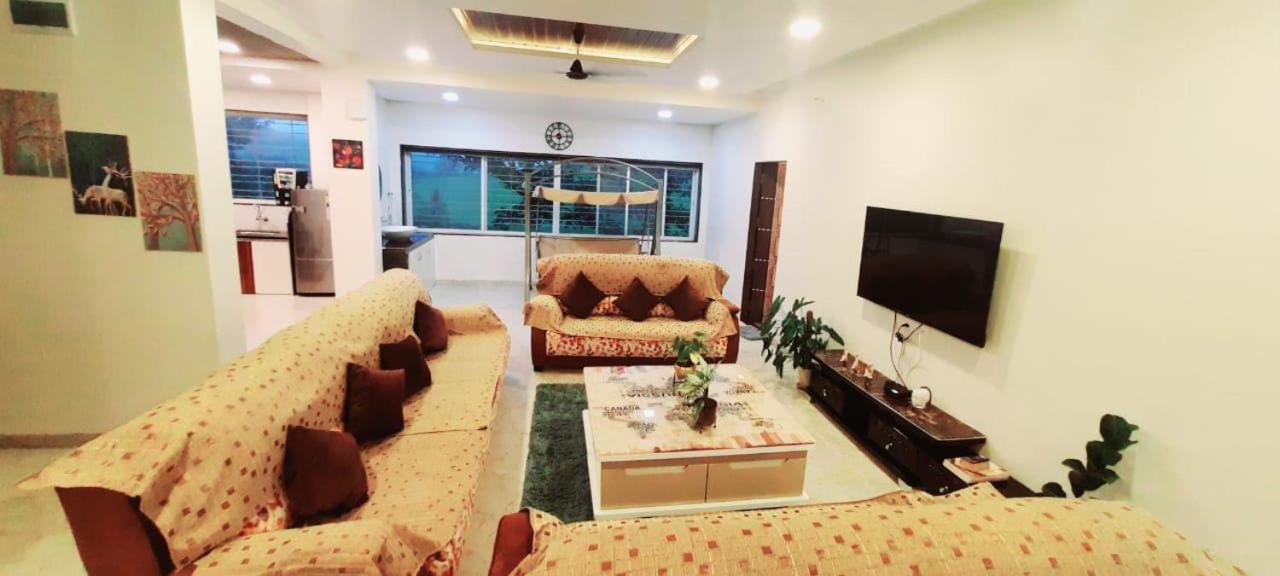 Shady Blue Villa ตริมบาก ภายนอก รูปภาพ